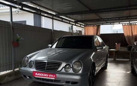 Mercedes-Benz E-Класс, 1999 год, 780 000 рублей, 11 фотография