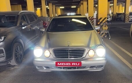 Mercedes-Benz E-Класс, 1999 год, 780 000 рублей, 13 фотография