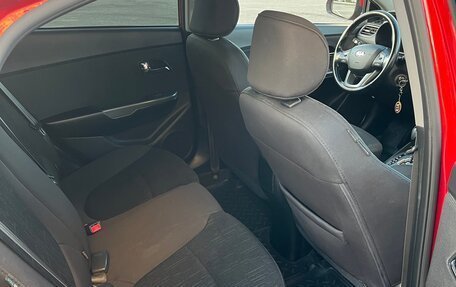 KIA Rio III рестайлинг, 2013 год, 850 000 рублей, 15 фотография