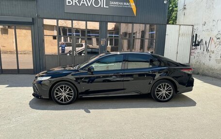 Toyota Camry, 2021 год, 3 000 000 рублей, 1 фотография