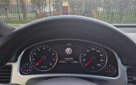 Volkswagen Touareg III, 2015 год, 2 100 000 рублей, 2 фотография