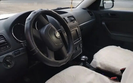 Skoda Yeti I рестайлинг, 2011 год, 850 000 рублей, 8 фотография