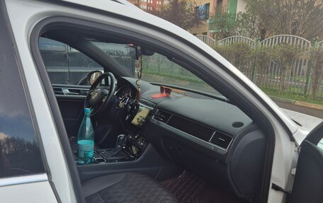 Volkswagen Touareg III, 2015 год, 2 100 000 рублей, 8 фотография