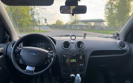 Ford Fusion I, 2007 год, 400 000 рублей, 10 фотография