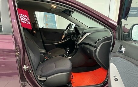 Hyundai Solaris II рестайлинг, 2013 год, 730 000 рублей, 17 фотография