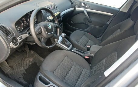 Skoda Octavia, 2010 год, 730 000 рублей, 10 фотография