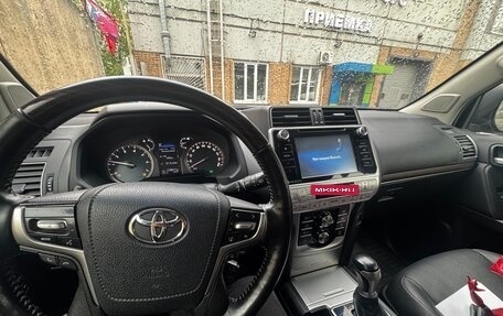Toyota Land Cruiser Prado 150 рестайлинг 2, 2018 год, 4 570 000 рублей, 7 фотография