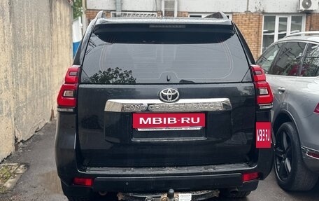 Toyota Land Cruiser Prado 150 рестайлинг 2, 2018 год, 4 570 000 рублей, 4 фотография