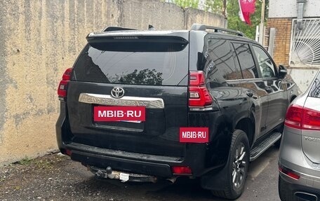 Toyota Land Cruiser Prado 150 рестайлинг 2, 2018 год, 4 570 000 рублей, 5 фотография