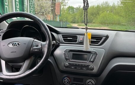 KIA Rio III рестайлинг, 2012 год, 750 000 рублей, 4 фотография