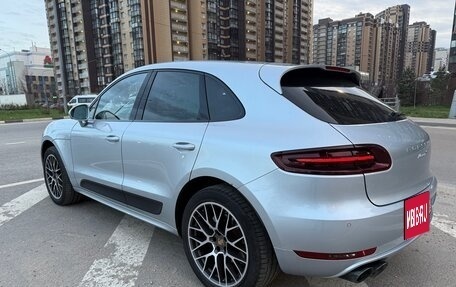 Porsche Macan I рестайлинг, 2017 год, 4 500 000 рублей, 4 фотография