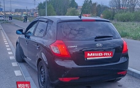 KIA cee'd I рестайлинг, 2010 год, 580 000 рублей, 2 фотография