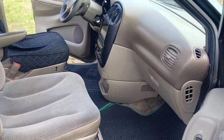 Chrysler Voyager IV, 2001 год, 460 000 рублей, 9 фотография