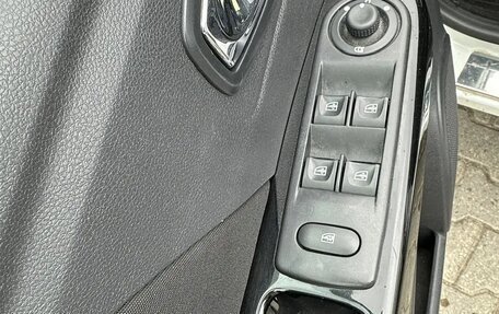 Renault Kaptur I рестайлинг, 2017 год, 1 150 000 рублей, 13 фотография