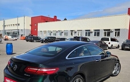Mercedes-Benz E-Класс, 2019 год, 4 490 000 рублей, 4 фотография