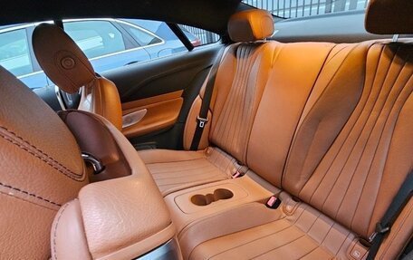 Mercedes-Benz E-Класс, 2019 год, 4 490 000 рублей, 10 фотография