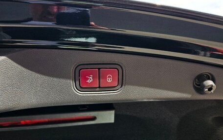 Mercedes-Benz E-Класс, 2019 год, 4 490 000 рублей, 15 фотография