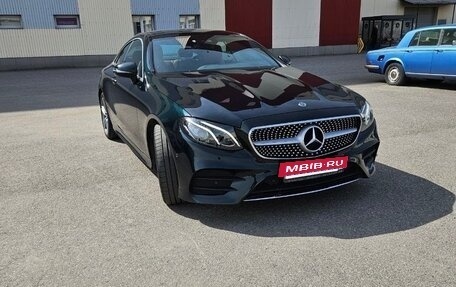 Mercedes-Benz E-Класс, 2019 год, 4 490 000 рублей, 3 фотография