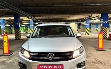 Volkswagen Tiguan I, 2012 год, 1 370 000 рублей, 2 фотография