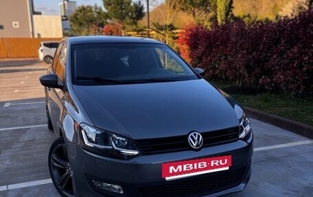 Volkswagen Polo VI (EU Market), 2011 год, 790 000 рублей, 2 фотография