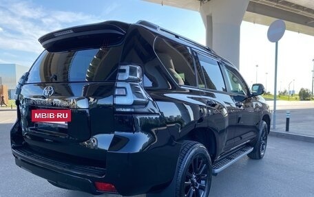 Toyota Land Cruiser Prado 150 рестайлинг 2, 2021 год, 8 000 000 рублей, 3 фотография