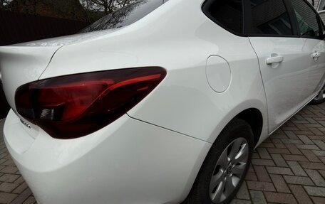 Opel Astra J, 2013 год, 900 000 рублей, 6 фотография