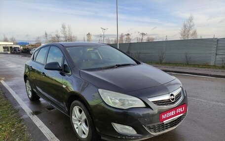 Opel Astra J, 2011 год, 465 000 рублей, 3 фотография