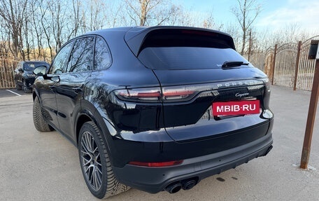 Porsche Cayenne III, 2021 год, 8 450 000 рублей, 2 фотография