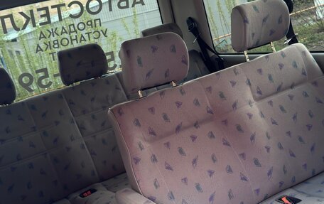 Volkswagen Caravelle T4, 1997 год, 1 150 000 рублей, 8 фотография