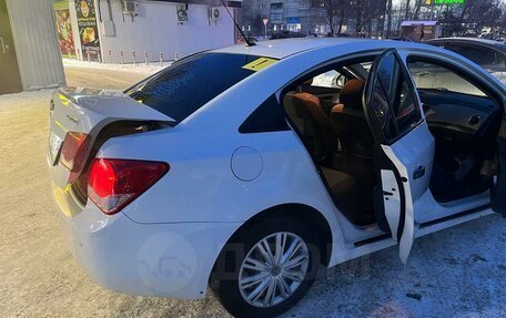 Chevrolet Cruze II, 2010 год, 470 000 рублей, 3 фотография