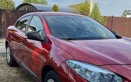 Renault Fluence I, 2010 год, 830 000 рублей, 2 фотография