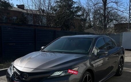 Toyota Camry, 2018 год, 1 440 000 рублей, 5 фотография