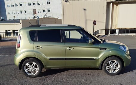 KIA Soul I рестайлинг, 2010 год, 935 000 рублей, 3 фотография