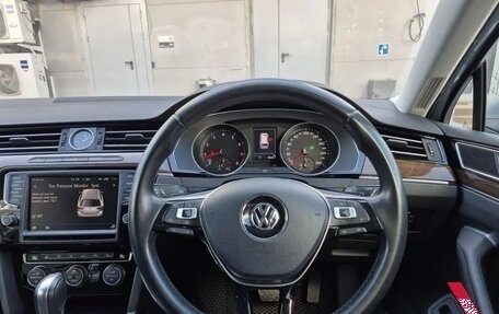 Volkswagen Passat B8 рестайлинг, 2017 год, 1 650 000 рублей, 8 фотография