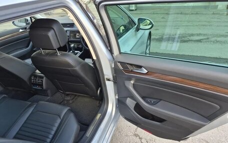 Volkswagen Passat B8 рестайлинг, 2017 год, 1 650 000 рублей, 18 фотография