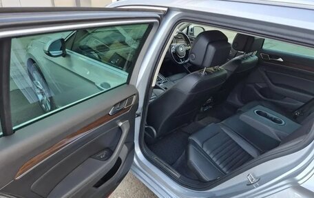 Volkswagen Passat B8 рестайлинг, 2017 год, 1 650 000 рублей, 19 фотография