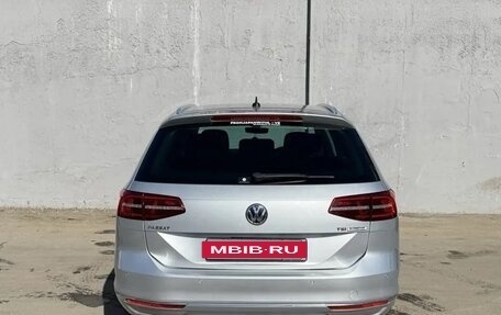 Volkswagen Passat B8 рестайлинг, 2017 год, 1 650 000 рублей, 5 фотография