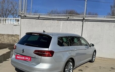 Volkswagen Passat B8 рестайлинг, 2017 год, 1 650 000 рублей, 4 фотография