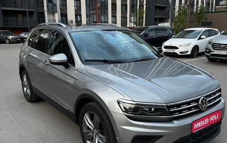 Volkswagen Tiguan II, 2019 год, 3 300 000 рублей, 1 фотография
