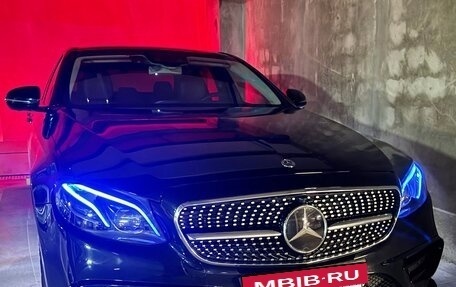 Mercedes-Benz E-Класс, 2019 год, 4 100 000 рублей, 6 фотография