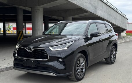 Toyota Highlander, 2026 год, 5 100 000 рублей, 4 фотография