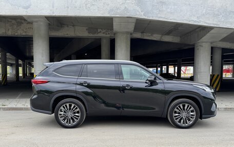 Toyota Highlander, 2026 год, 5 100 000 рублей, 9 фотография