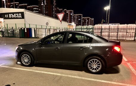 Chevrolet Cruze II, 2011 год, 880 000 рублей, 2 фотография