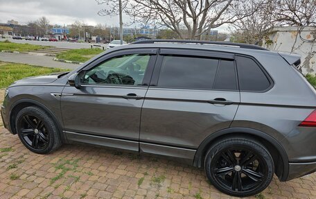 Volkswagen Tiguan II, 2019 год, 4 000 000 рублей, 3 фотография