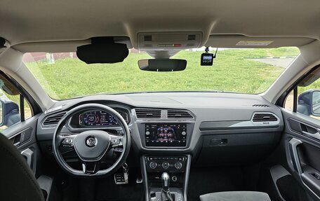 Volkswagen Tiguan II, 2019 год, 4 000 000 рублей, 11 фотография