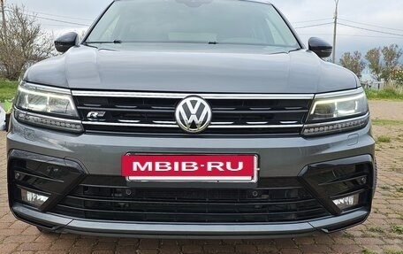 Volkswagen Tiguan II, 2019 год, 4 000 000 рублей, 6 фотография