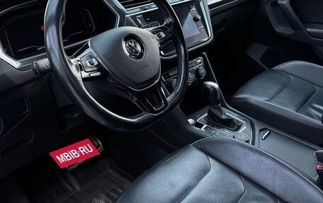 Volkswagen Tiguan II, 2019 год, 3 300 000 рублей, 6 фотография