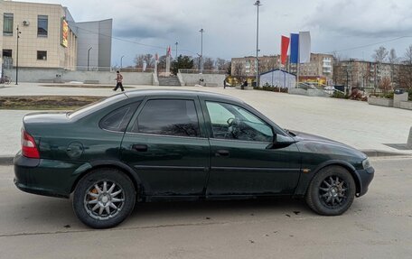 Opel Vectra B рестайлинг, 1998 год, 155 000 рублей, 6 фотография