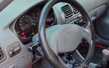 Hyundai Accent II, 2008 год, 380 000 рублей, 3 фотография