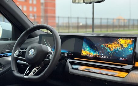 BMW 5 серия, 2025 год, 8 490 000 рублей, 10 фотография